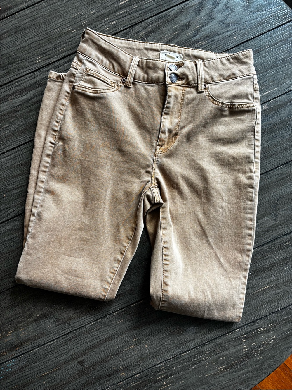 Maurice’s Brown Skinny Jeans Small Short